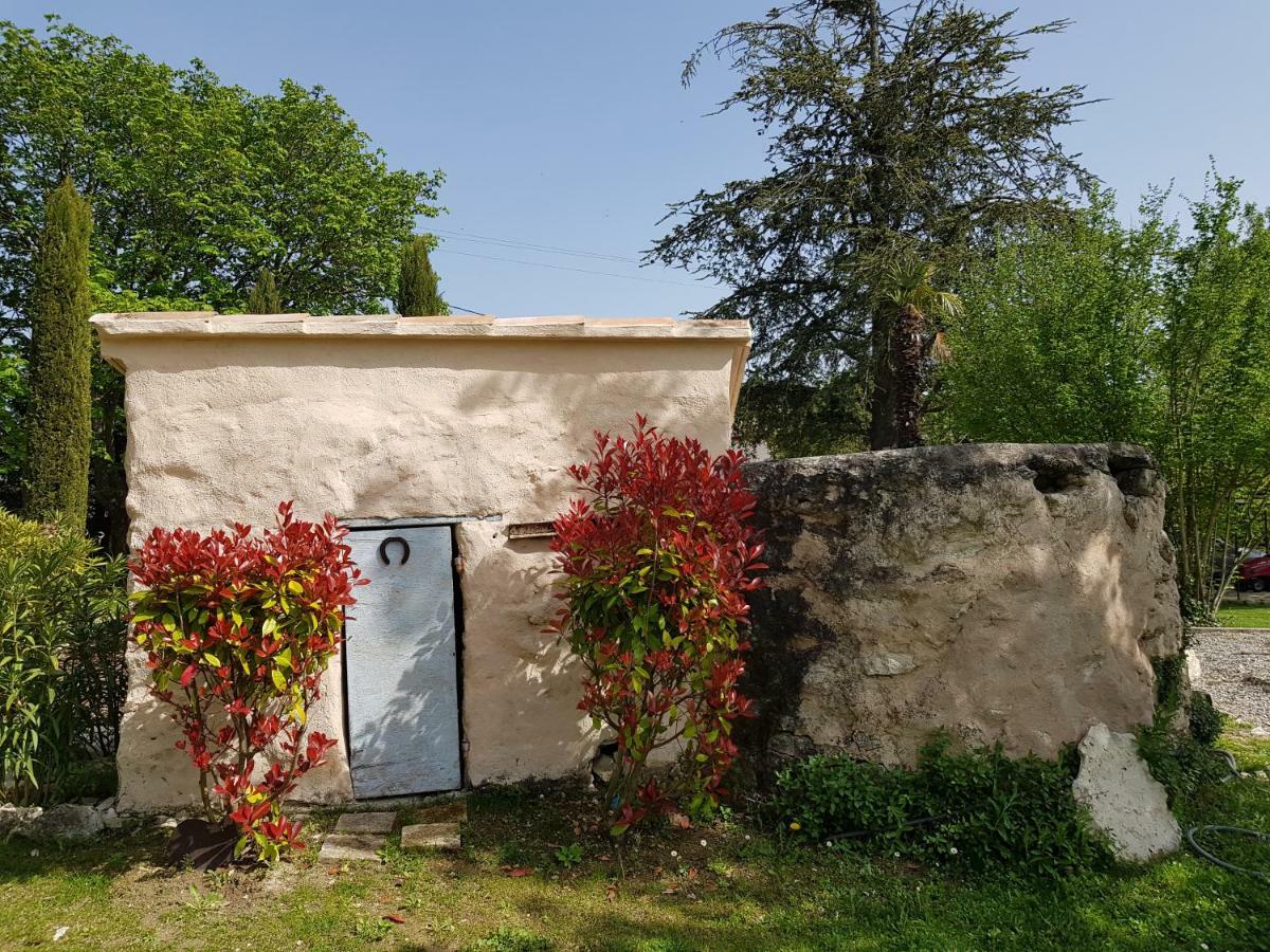 Le Mas De La Calade Bed and Breakfast Aix-en-Provence Zewnętrze zdjęcie