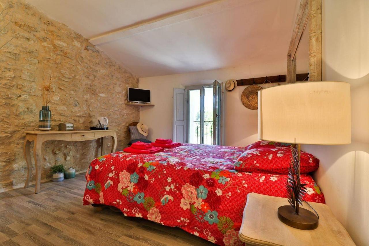 Le Mas De La Calade Bed and Breakfast Aix-en-Provence Zewnętrze zdjęcie