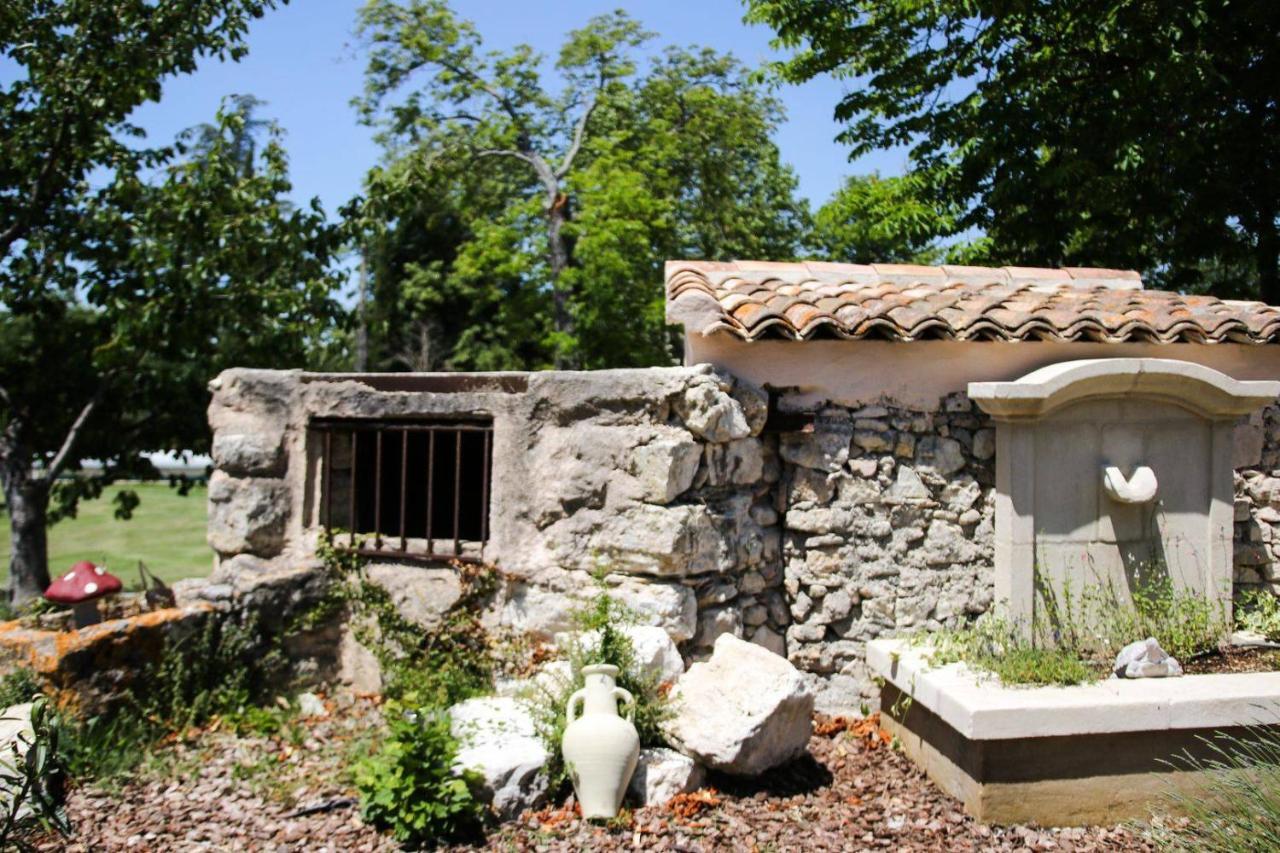 Le Mas De La Calade Bed and Breakfast Aix-en-Provence Zewnętrze zdjęcie
